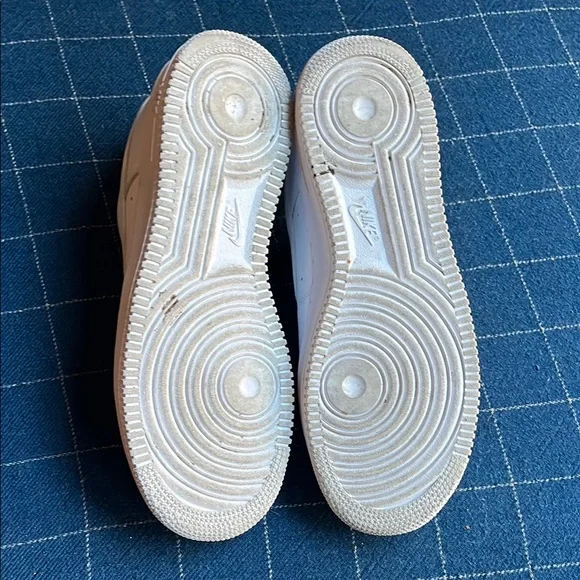 Nike Air Force 1 Low White - Picture 5 of 5